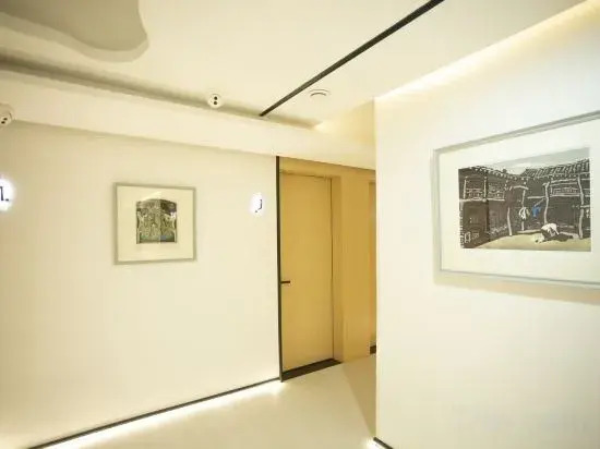 One House Space Art Hotel (Taiyuan Jinyang Lake Red Lantern Stadium)