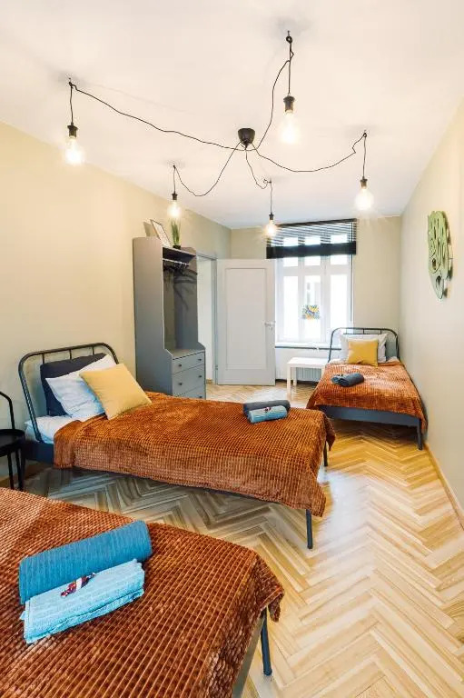 ELVIS apartment/11 beds/6 bedrooms/Riga Old Town