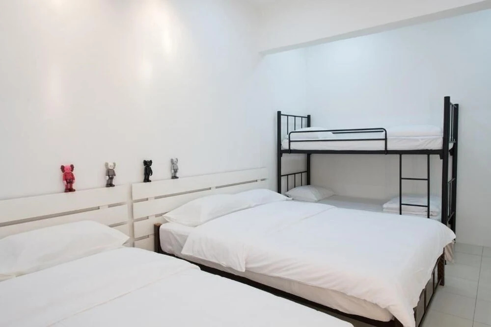 White Cottage Guest House