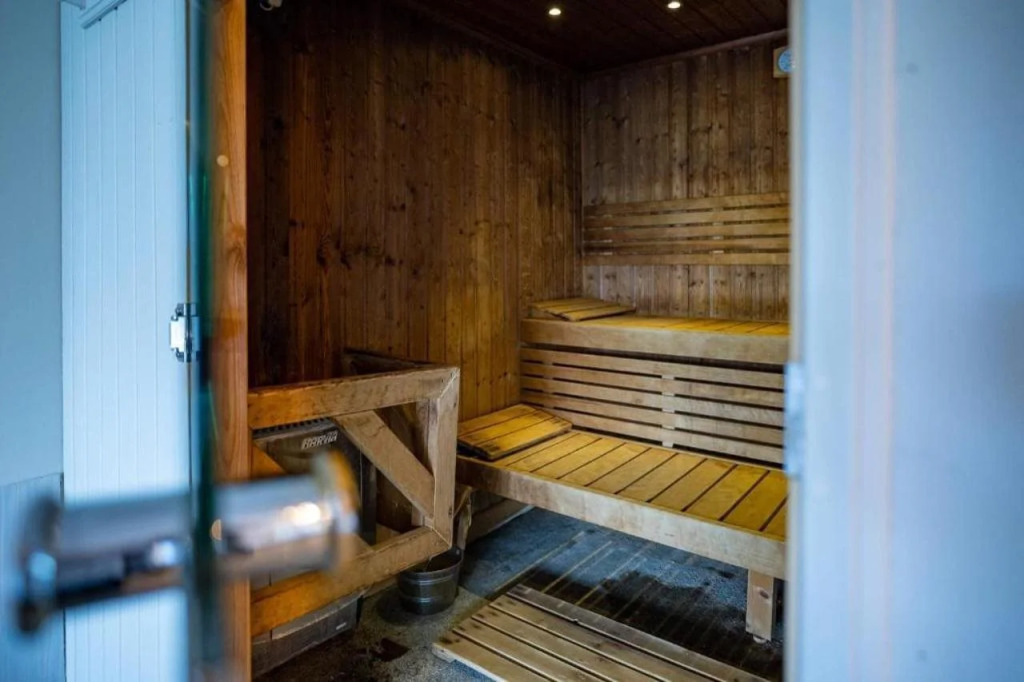 Captains Club Hotel & Spa