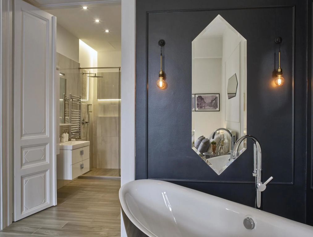 7Seasons Central Suites