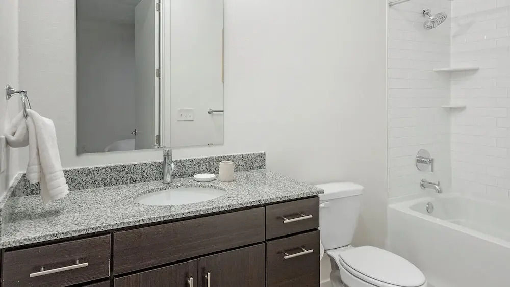 Landing Apartments - Landing Midtown