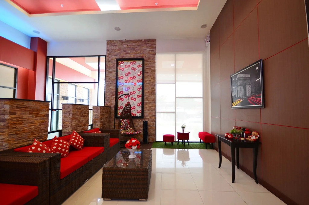 PB Grand Hotel