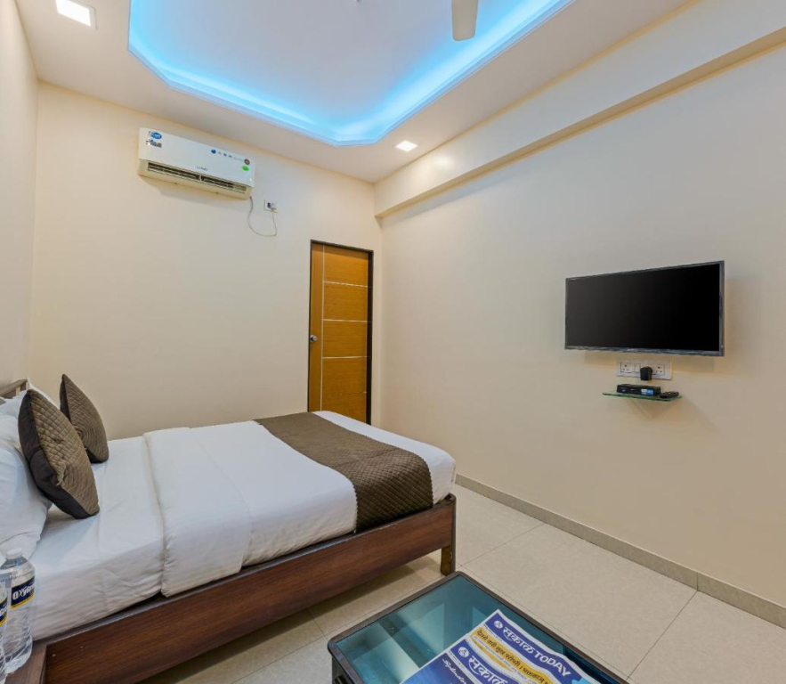 The Solapur Inn Hotel