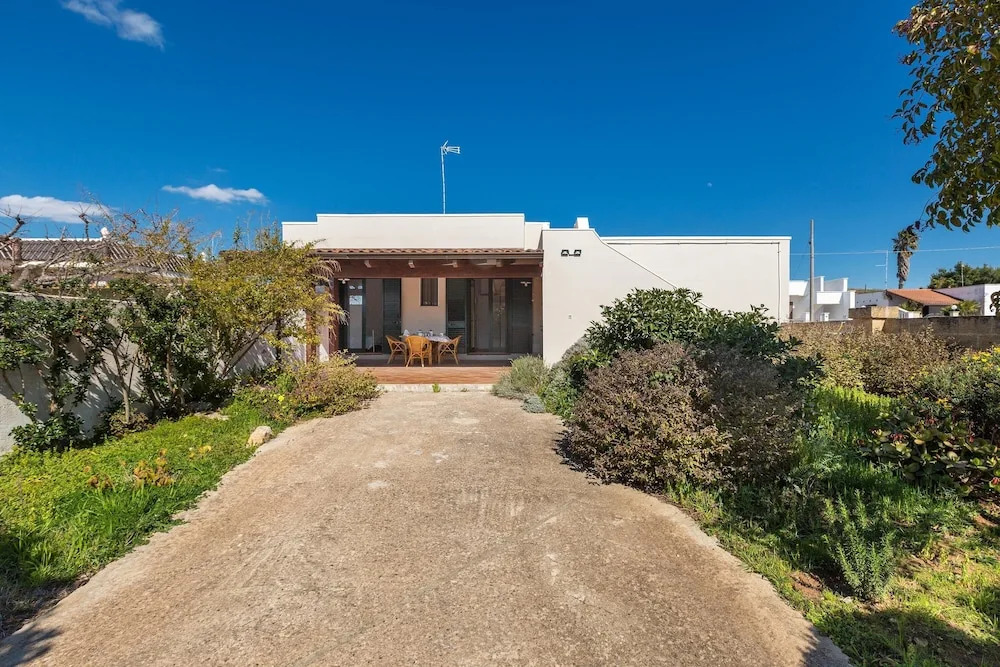 2753 Villa Evelin by Barbarhouse