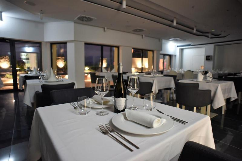 Hotel Santiny
