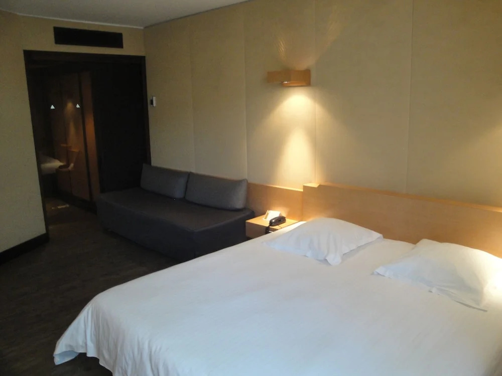 Amirauté Hôtel