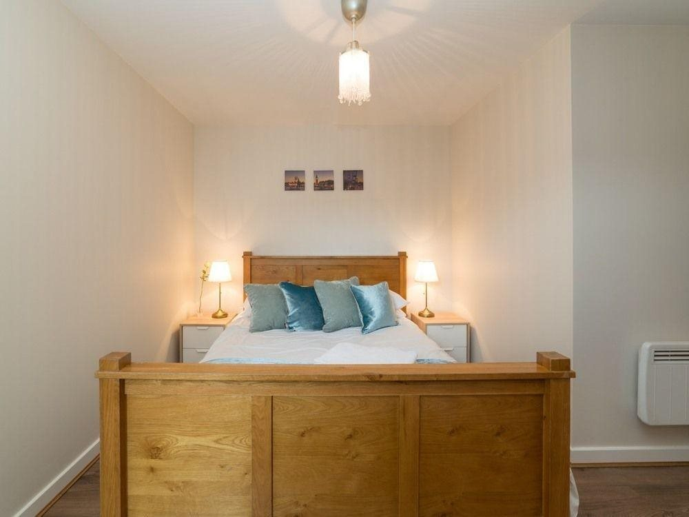 Royal Kingston Apartment