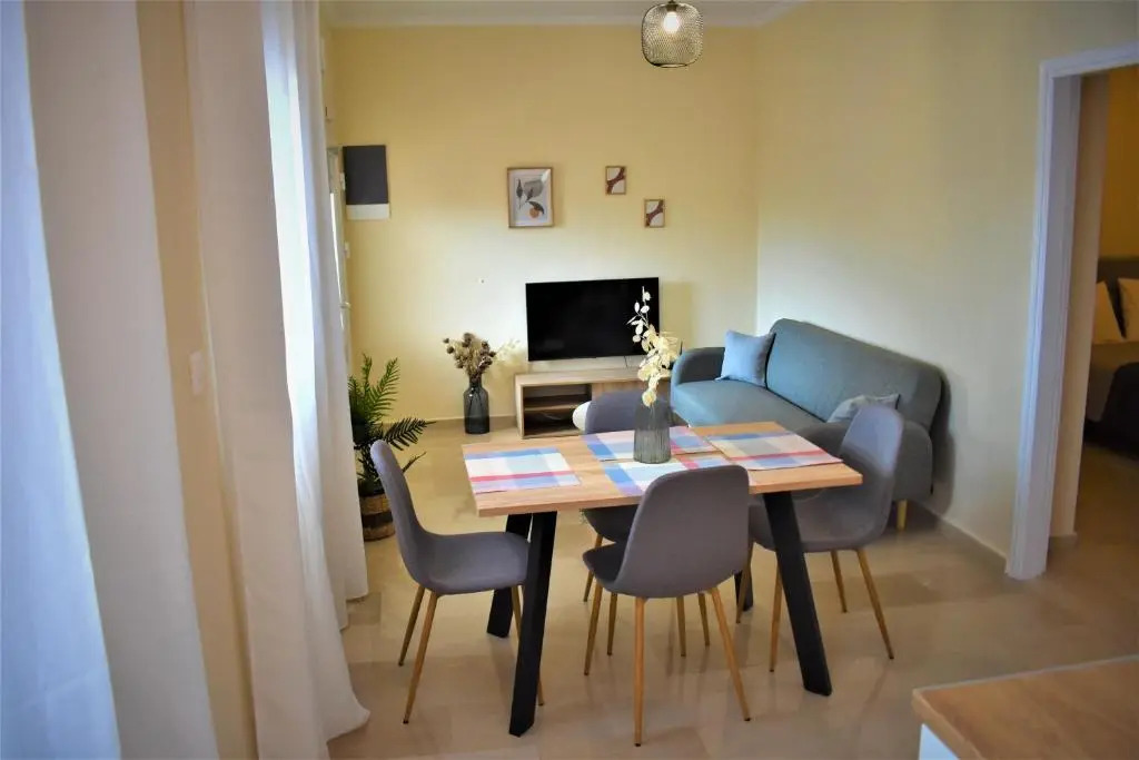 Christina's apartment 2