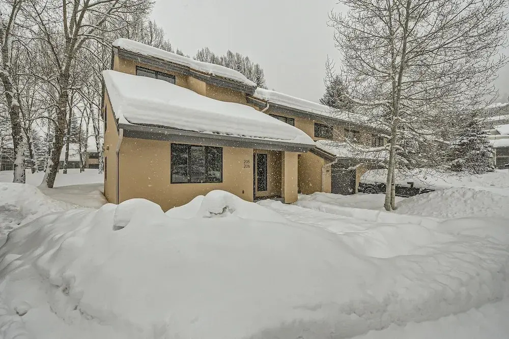 Stone Creek Meadows 205 2 Bedroom Condo