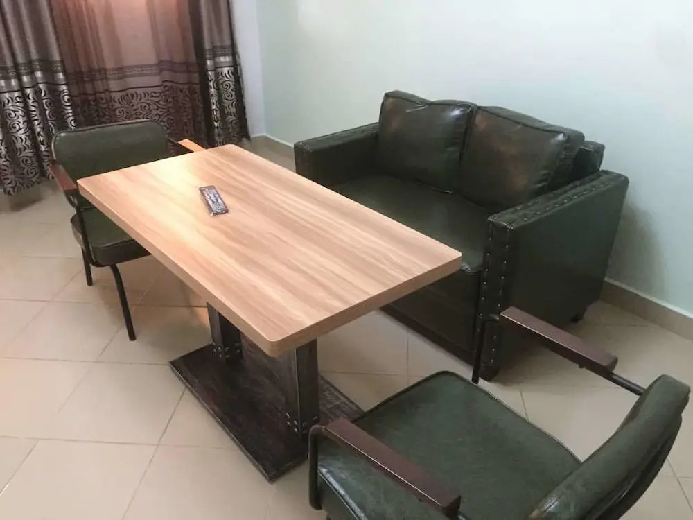 Bunyonyi Heights Inn