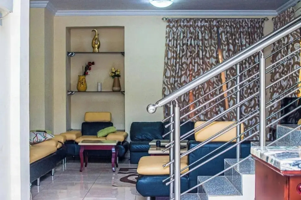 Readyhomes  Shortlets and Apartments