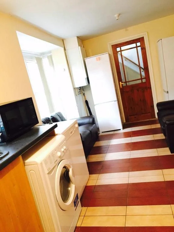 Birmingham Guest House 24