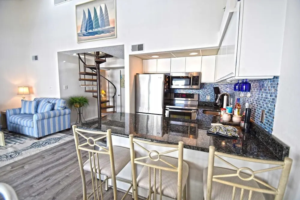 Surfside 60 Unit 303 - 3 Br Condo