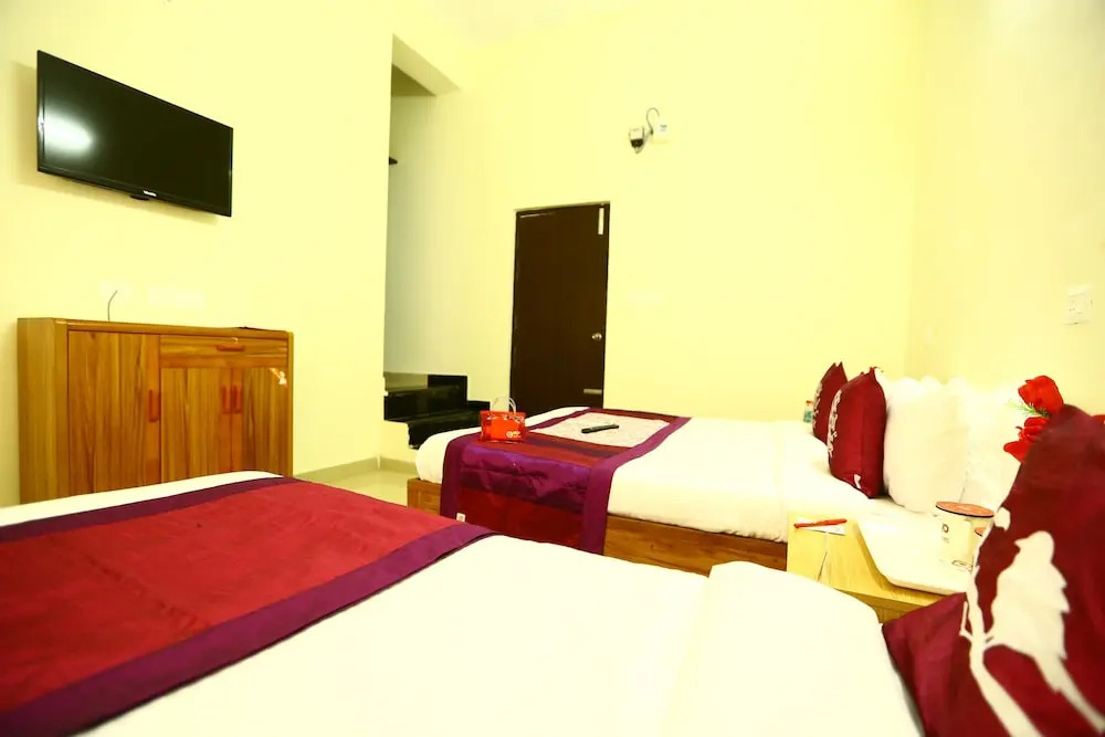 Oyo Rooms Omr Siruseri Sipcot Indstral Park