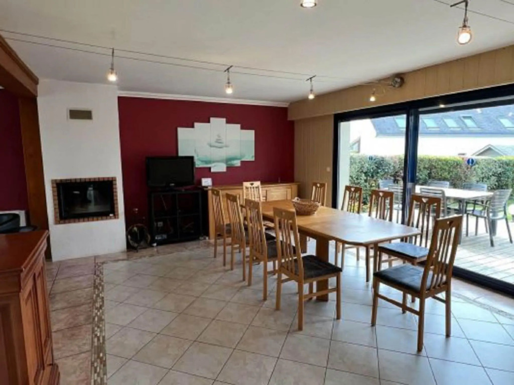 Attractive Holiday Home With Garden