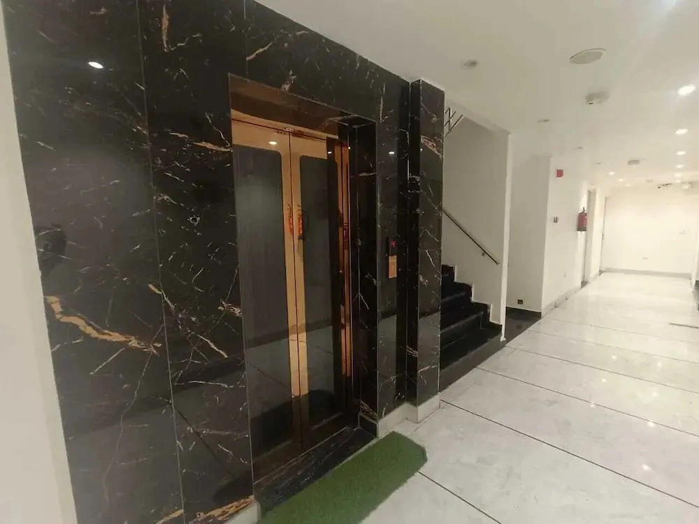 Hotel Red Chilly Adarsh Nagar