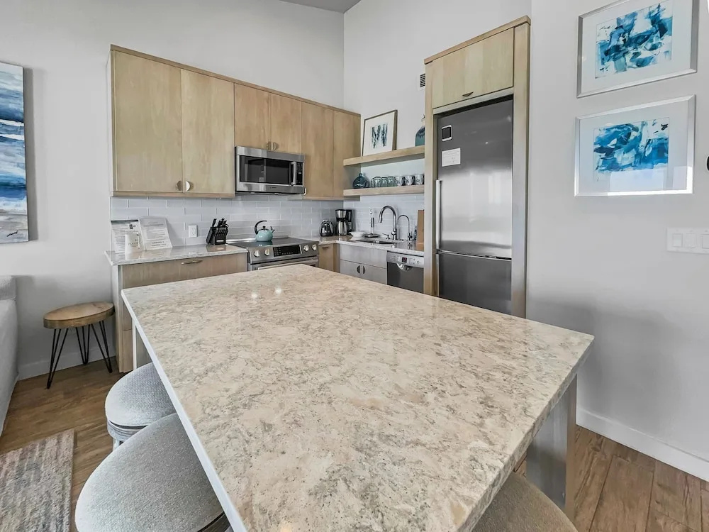 Leeward Ii-9 Crazy Love 1 Bedroom Condo by RedAwning