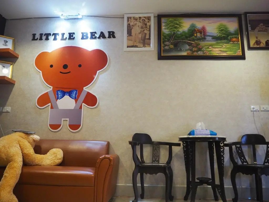 Little Bear Guesthouse and Restaurant