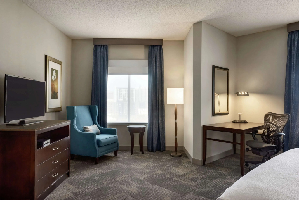 Hilton Garden Inn Minneapolis Downtown