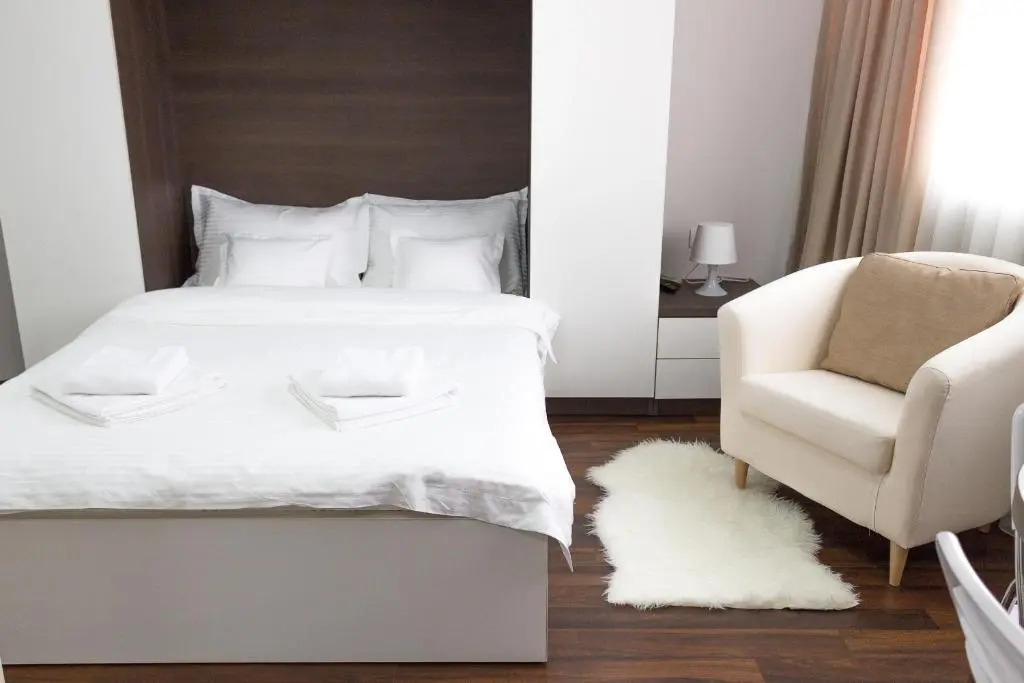 Grand Central Accommodation - Doamnei