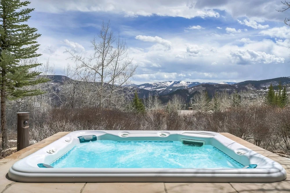 Luxury renovation! Ski-in/Ski-out 5 Br Private Townhome, Top of Bachelor Gulch - majestic view & exclusive location! by RedAwning