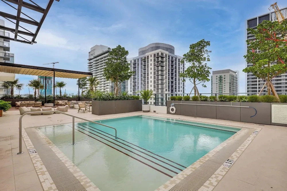 Luxe High-rise Living! Crosby Condo w/ Ocean View