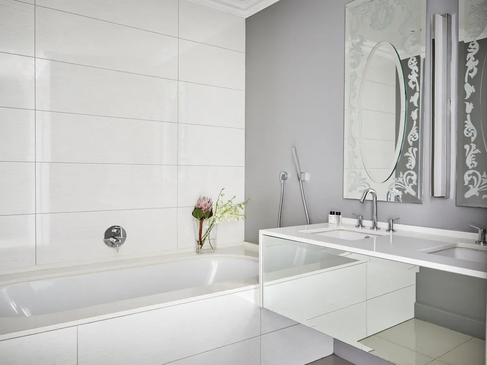 Queen Victoria Hotel by NEWMARK