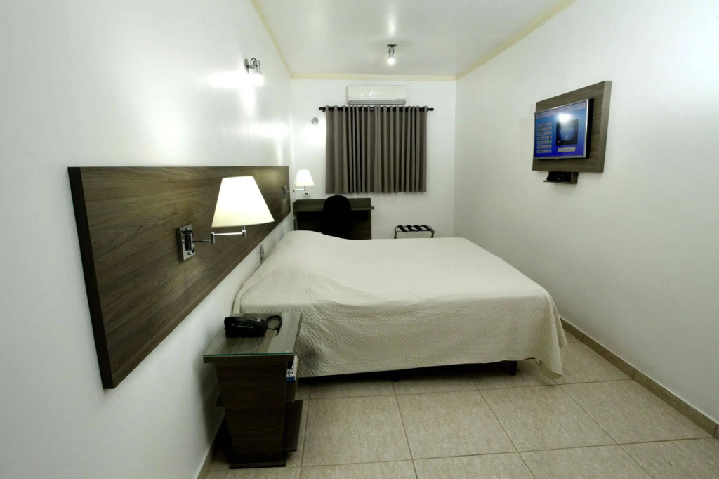 Indaiá Hotel