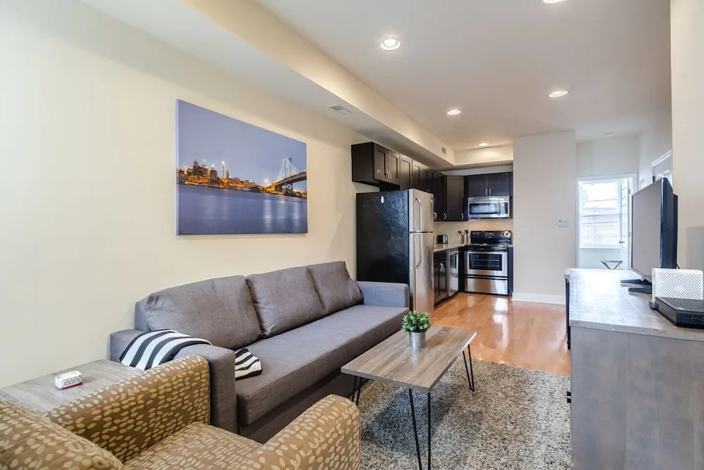 Modern 2 BED Bath Near Center City&university City