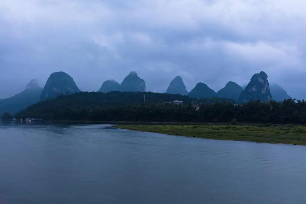 Yangshuo River View Hotel