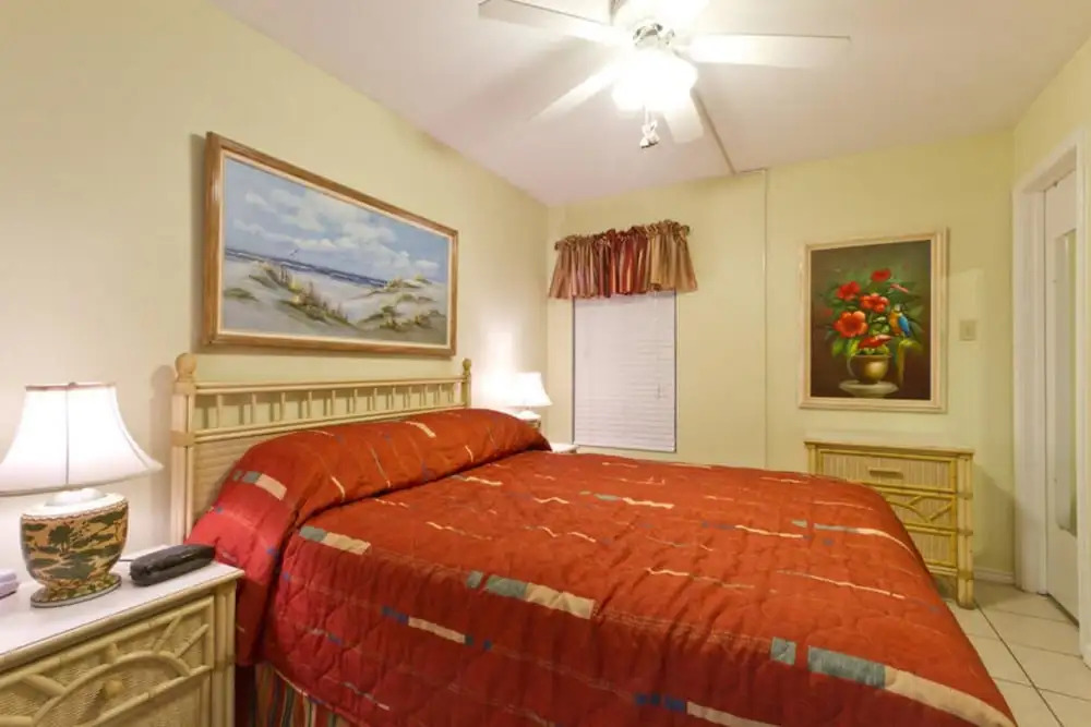 Florence I Condominium 304
