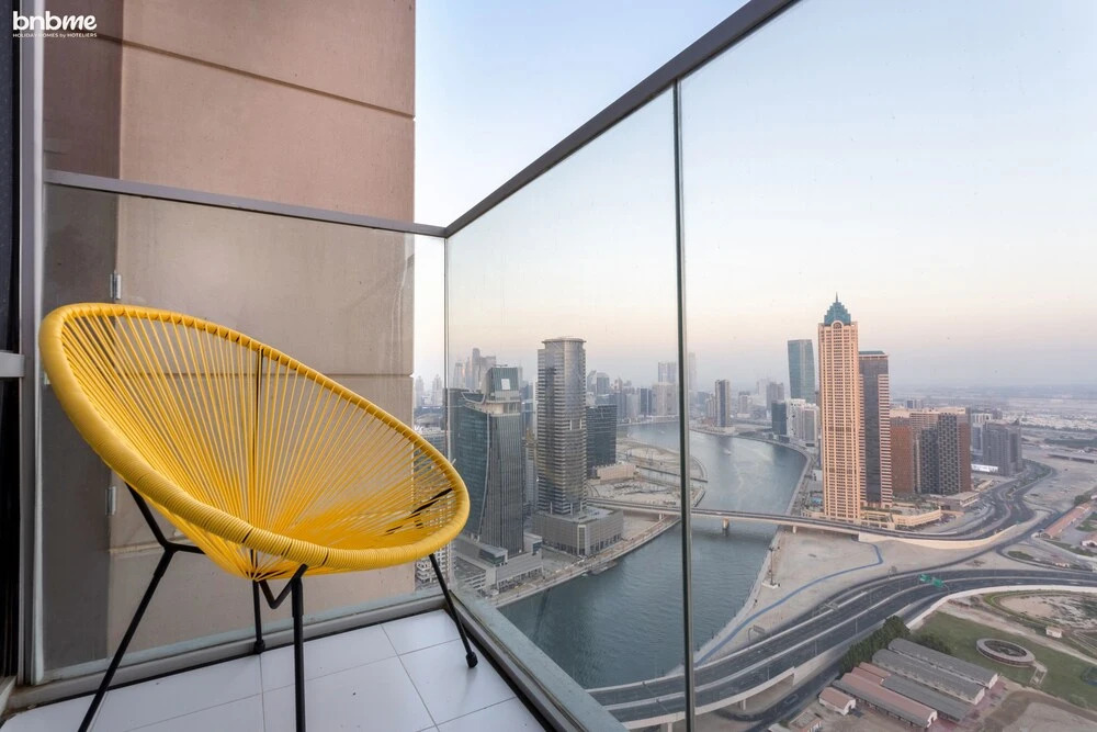 2B-Amna Tower - 4406 by bnbme homes