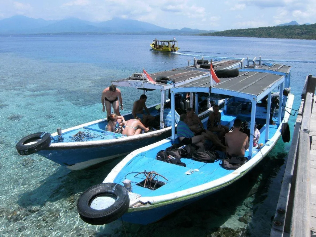 bananaleaf hostel bali