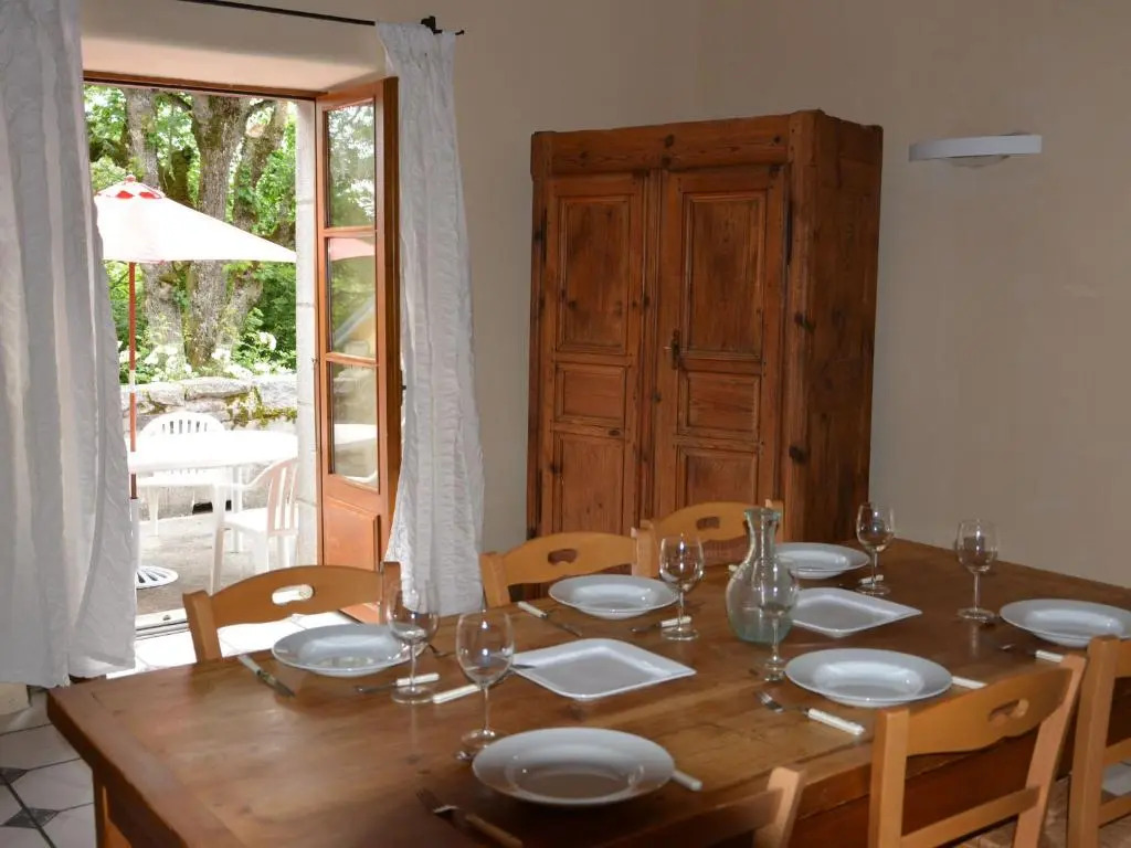 Charmante Maison en Granit Près de Tence - FR-1-582-134