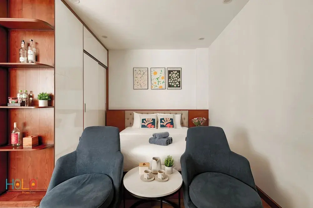 HoLo Central Hanoi - Serviced HomeStay