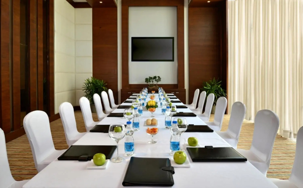 Golden Inn & suits, Lucknow