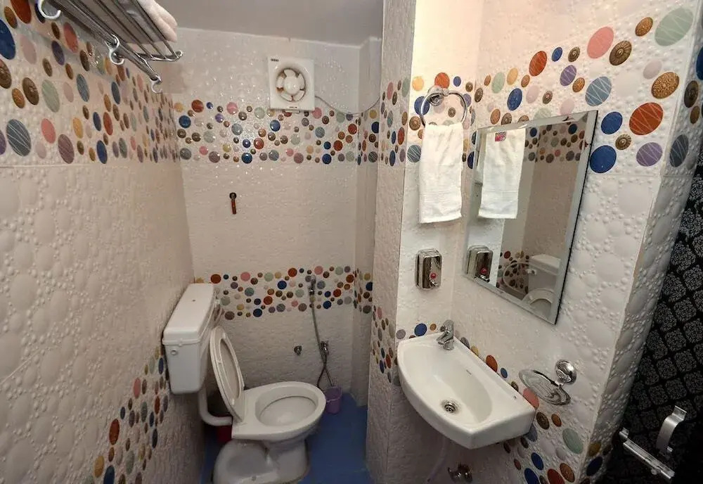 Shiva Guest House