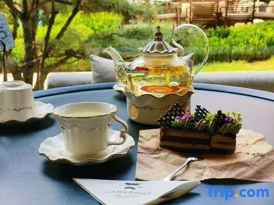 Yunmu Hot Spring Resort