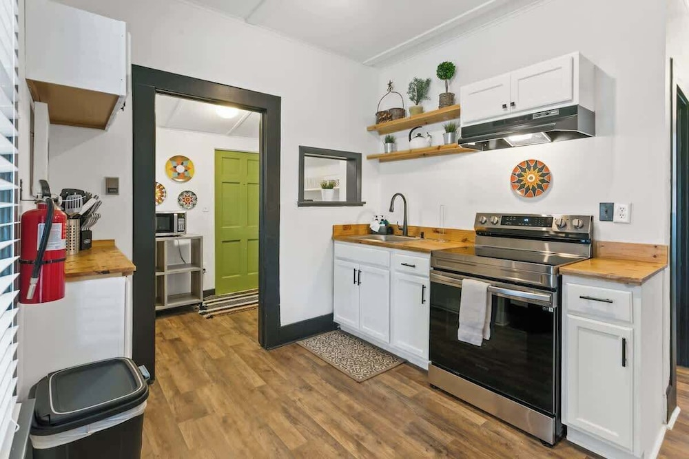 Pet Friendly Bungalow in St Augustine