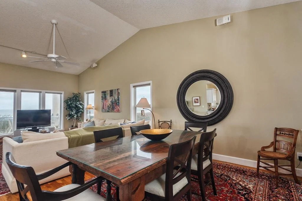 Rainbow Cay 4 Br home by RedAwning