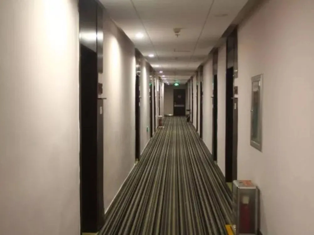 Jinan Silver Carnival Hotel