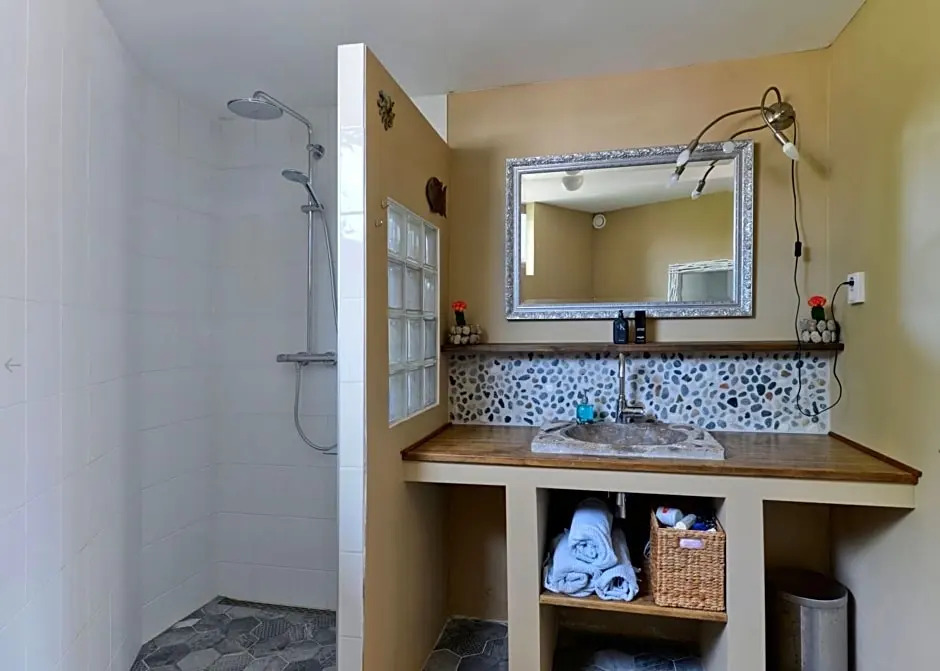 Silver Moon Bed & Breakfast