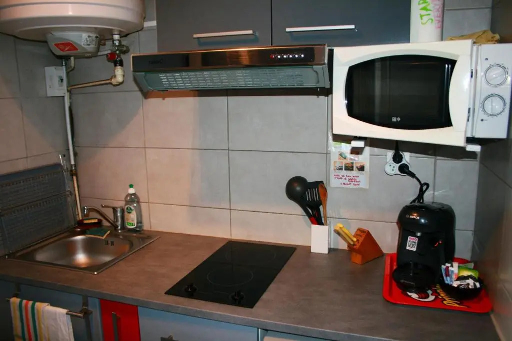 Studio avec terrasse et wifi a Canet en Roussillon