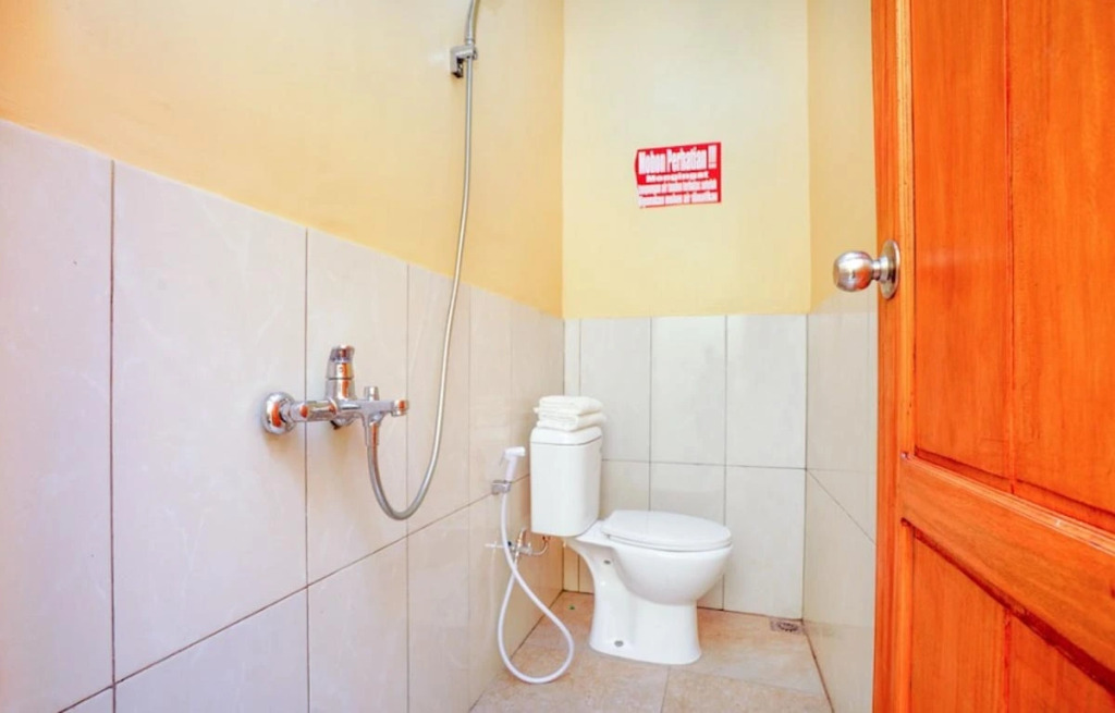 RedDoorz Syariah near Suramadu