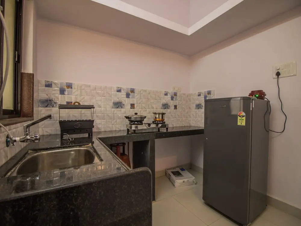 OYO 12703 Home Modern 2BHK Porvorim