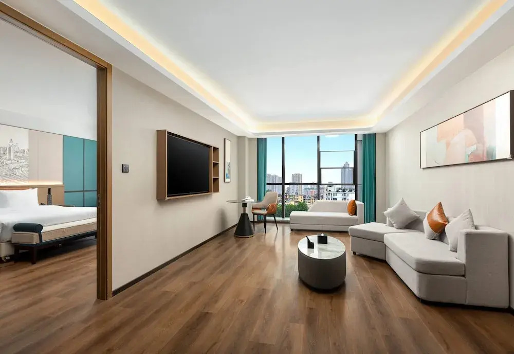 Days Hotel by Wyndham Hefei Huaihe Road Walking Street