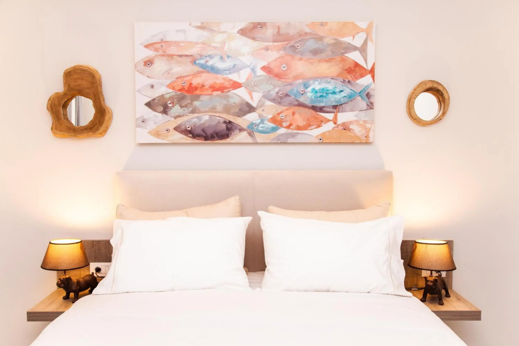 Sweet Suite Flora in Vouliagmeni