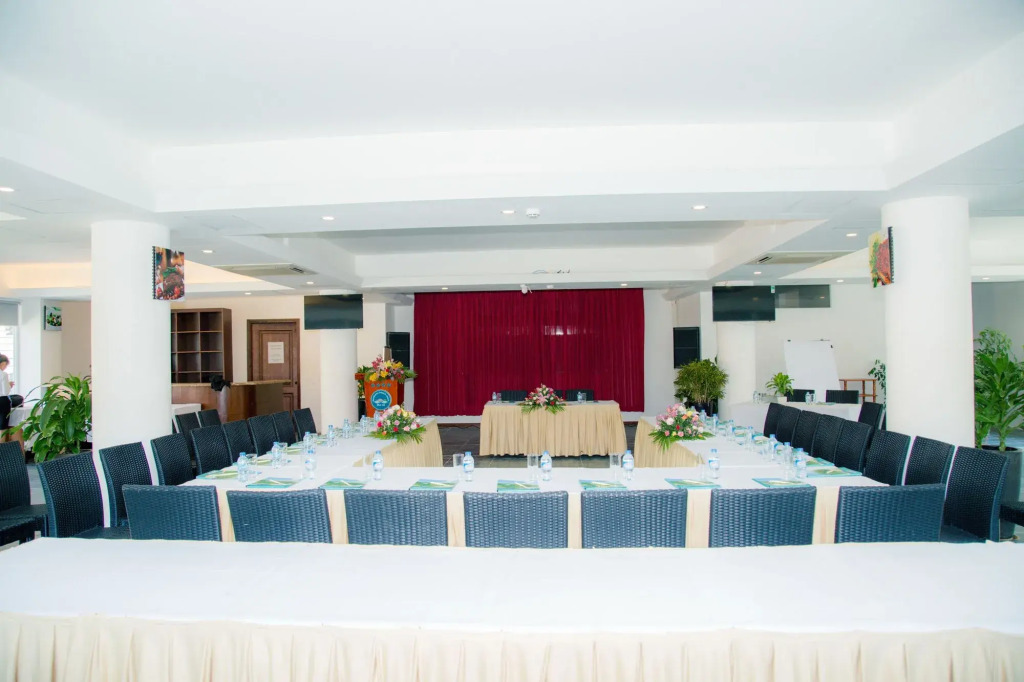 Sandunes Beach Resort & Spa