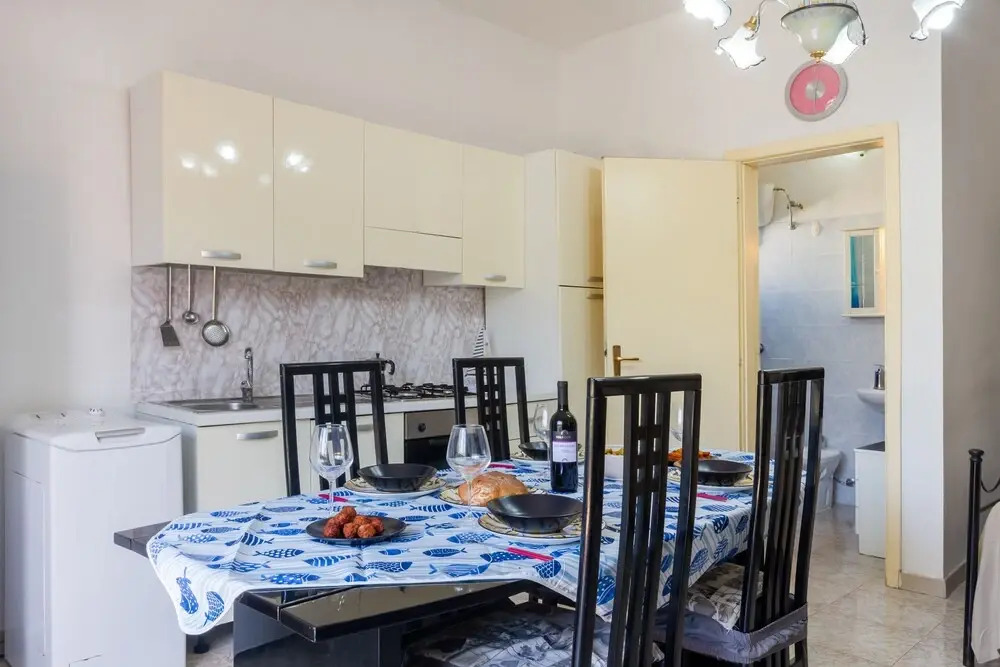Air-conditioned Studio Near the Sea With Wi-fi Garden and Bike
